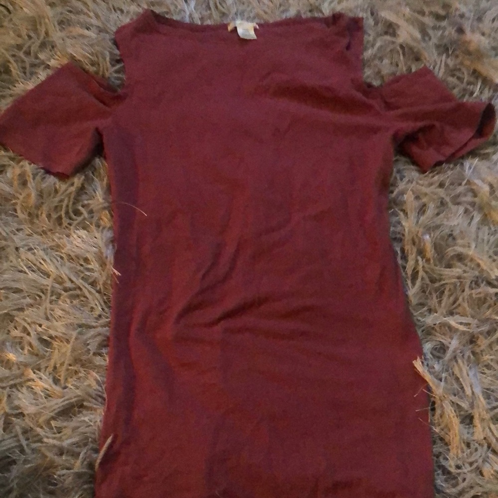 Mauve cold shoulder top